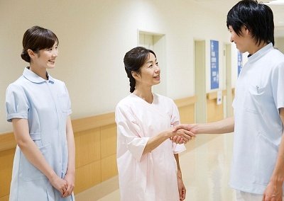 女性牛皮癣患者不能化妆?